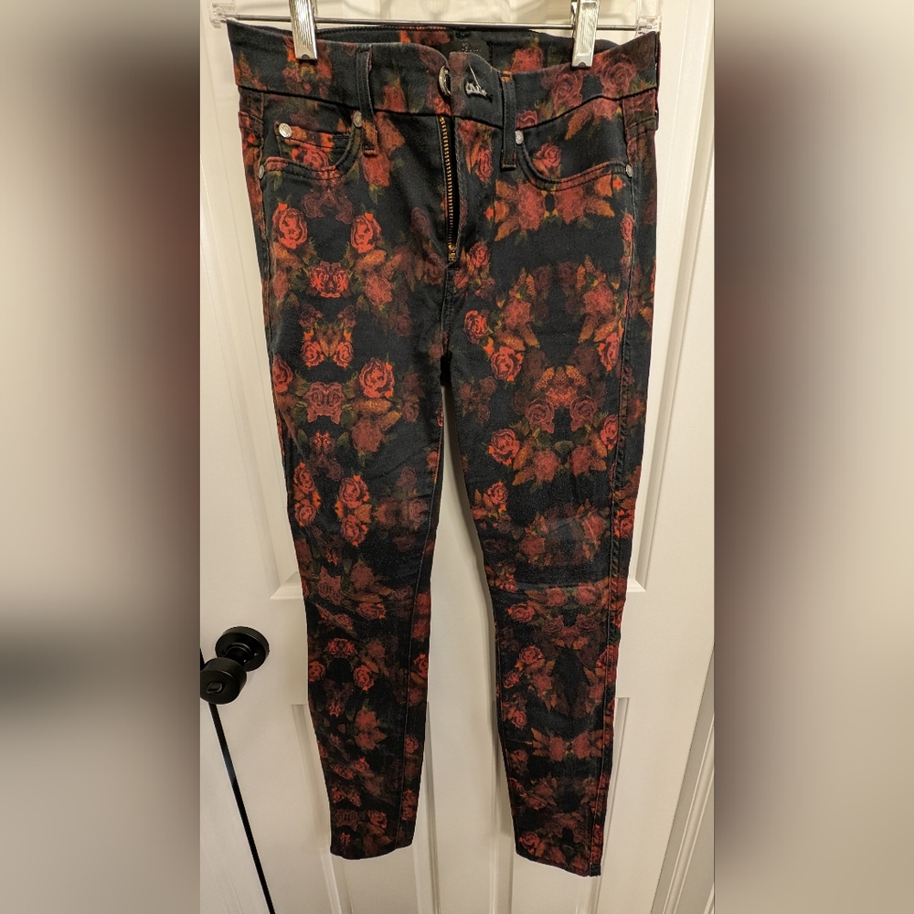 7 for all mankind jeans women's size 26, black with floral pattern